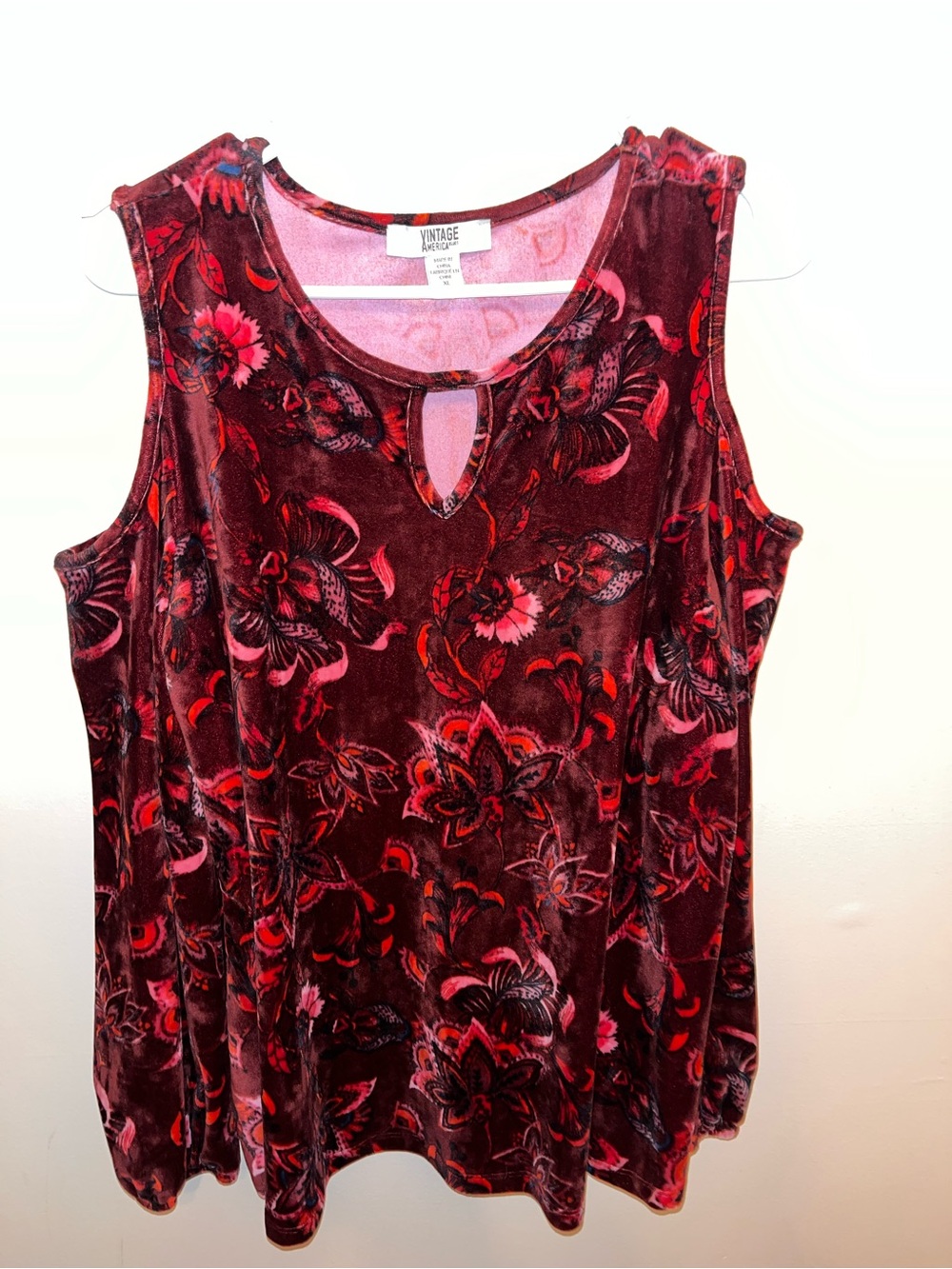 Vintage America Blues Size XL Long Sleeve Top Cold Shoulder Velvet Floral NWT